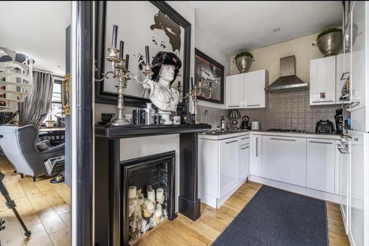 Unique Gem In Kensington London