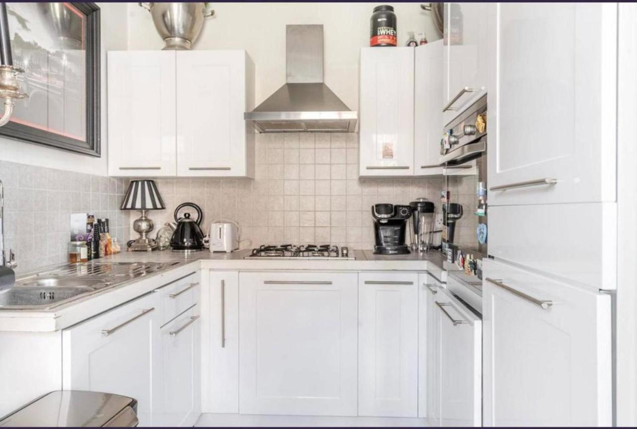 Unique Gem In Kensington *