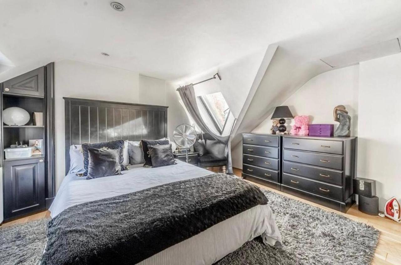 Unique Gem In Kensington *